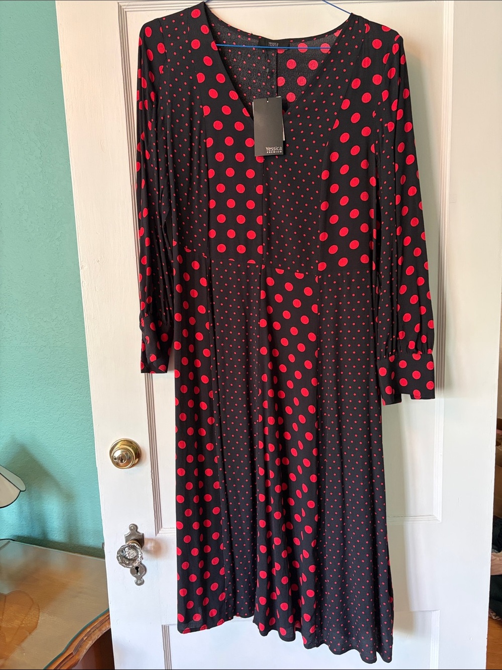Jessica premium dress from Europe (in Prague)
